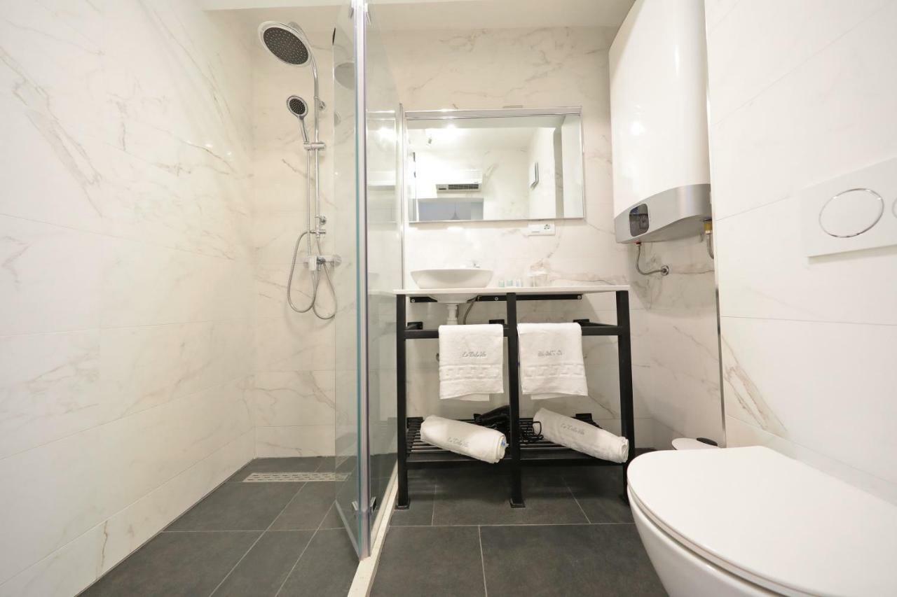 La Dolce Vita Da Zara - Luxury Rooms Exterior photo